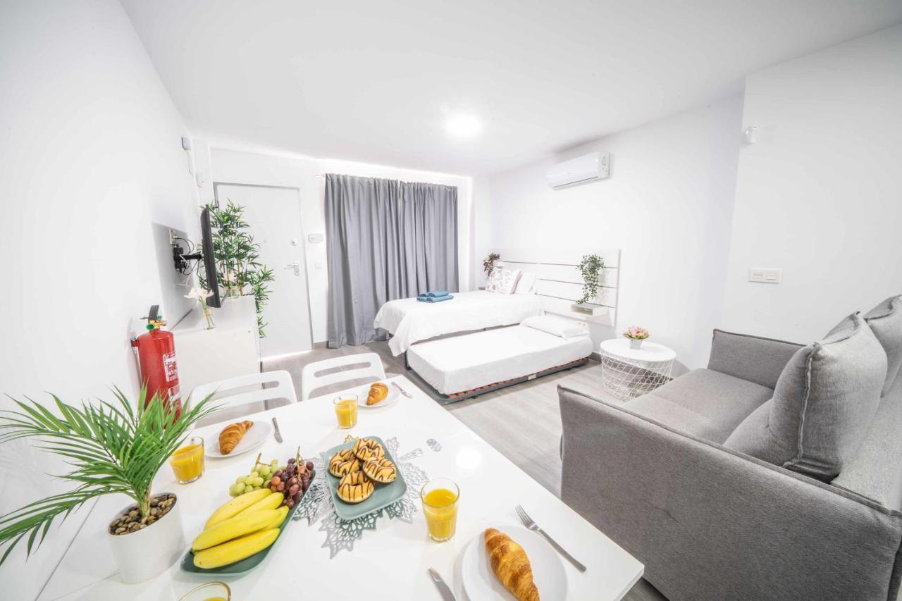 Balneario Pedregalejo Loft A Daire Málaga Dış mekan fotoğraf